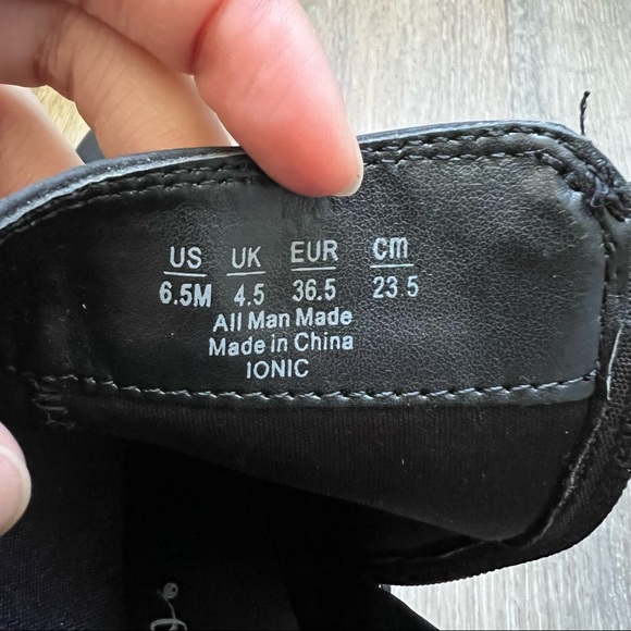 NWOB Life Stride booties - Picture 5 of 5